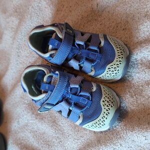 Made 2 play stride rite outdoor sports water hiking athletic shoes Nesta